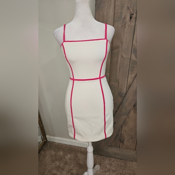 NBD Achillea Stretch Sleeveless/straples Mini in White/pink Contrast.Size XS NWT - Picture 13 of 14